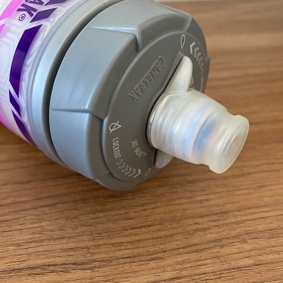 CAMELBAK PODIUM CHILL 21OZ BIKE new without tag - Picture 4 of 7